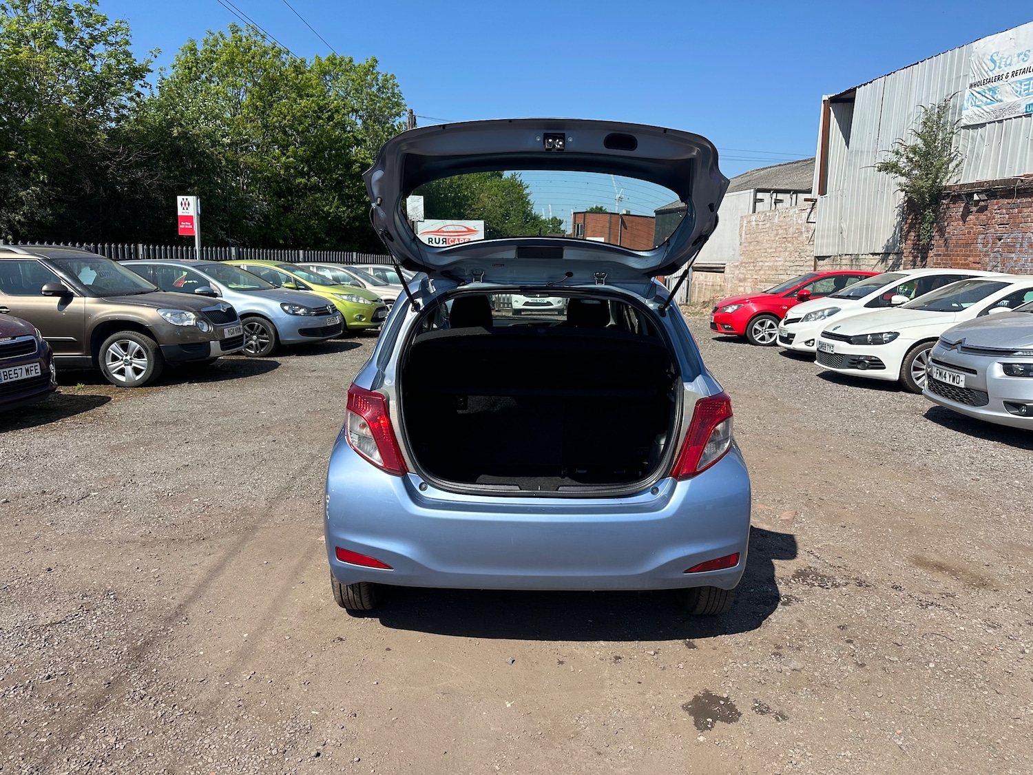 Used Toyota Yaris 2013 for sale - 76469088: Photo 12