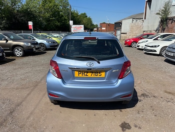 Used Toyota Yaris 2013 for sale - 76469088: Photo