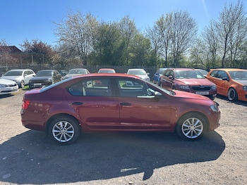 Used Skoda Octavia 2014 for sale - 76469109: Photo