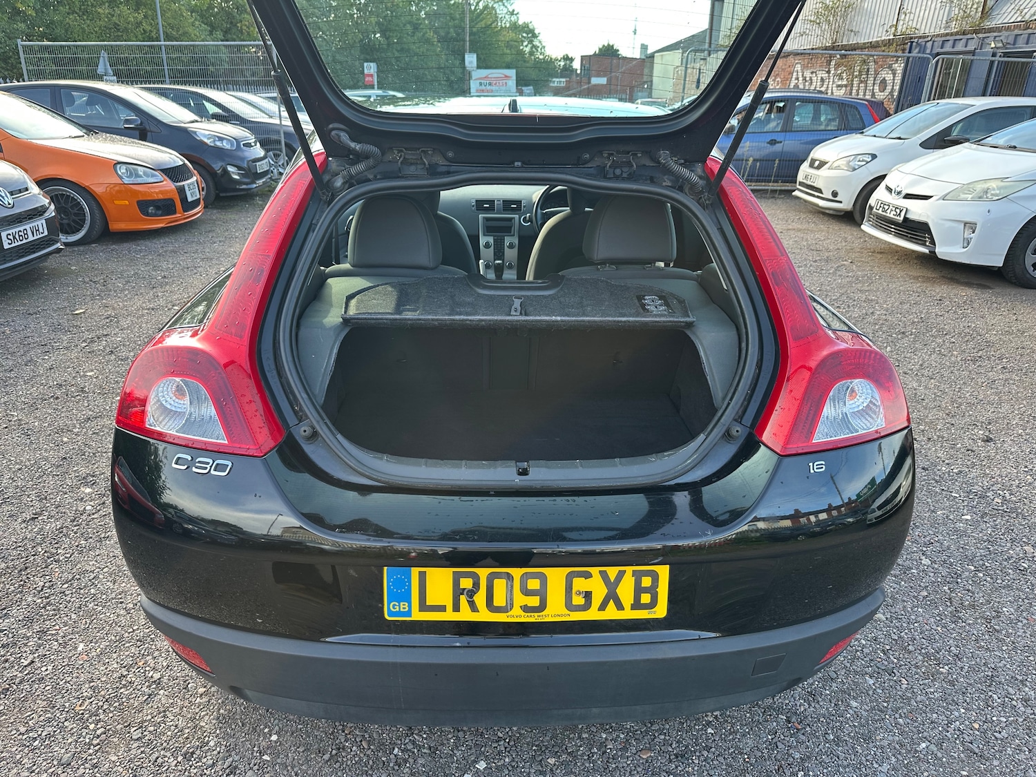 Used Volvo C30 2009 for sale - 76469137: Photo 13