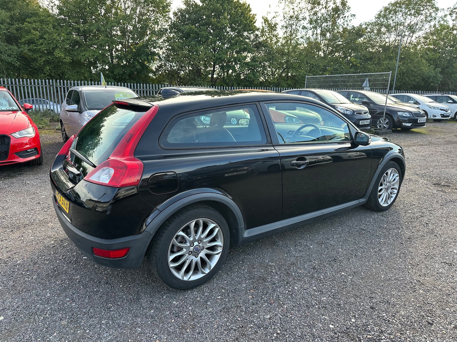 Used Volvo C30 2009 for sale - 76469137: Photo 3