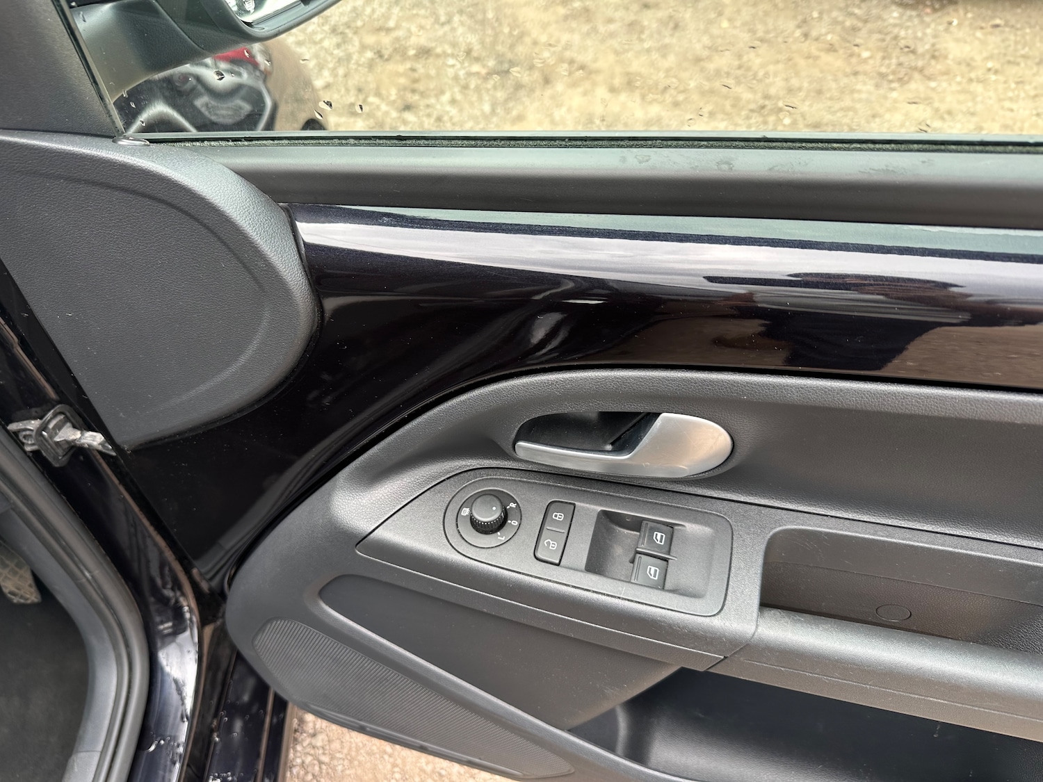 Used Volkswagen up! 2018 for sale - 77204987: Photo 11