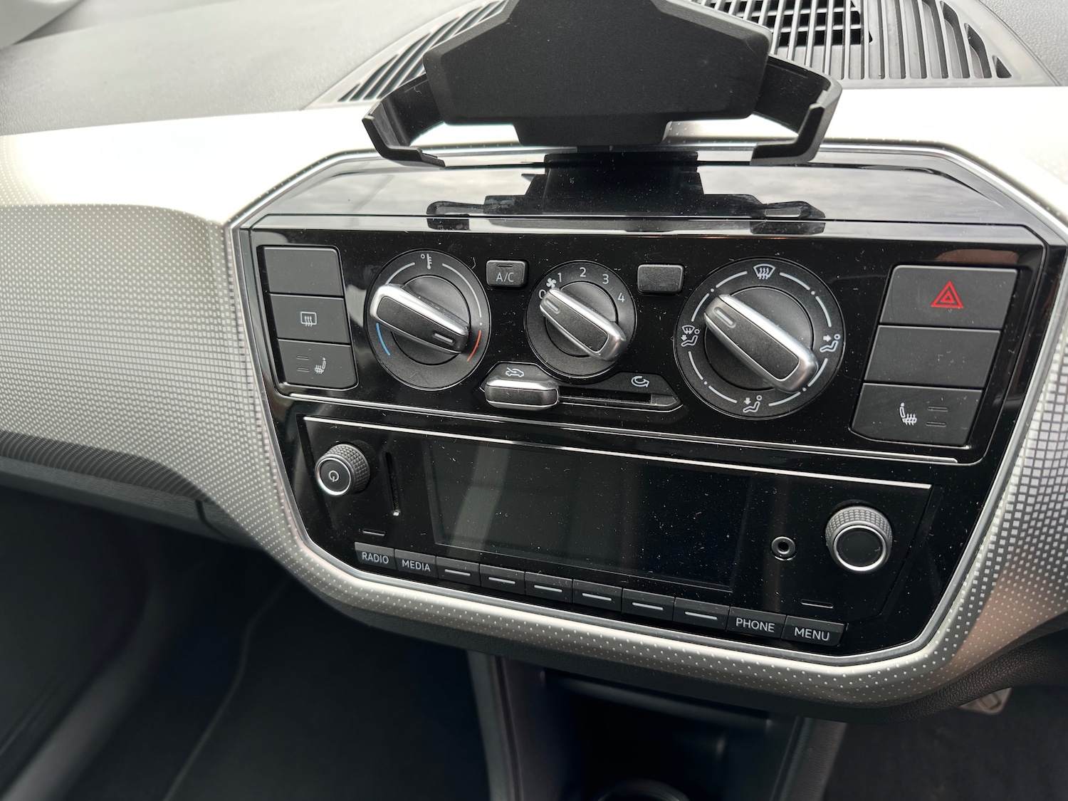 Used Volkswagen up! 2018 for sale - 77204987: Photo 12