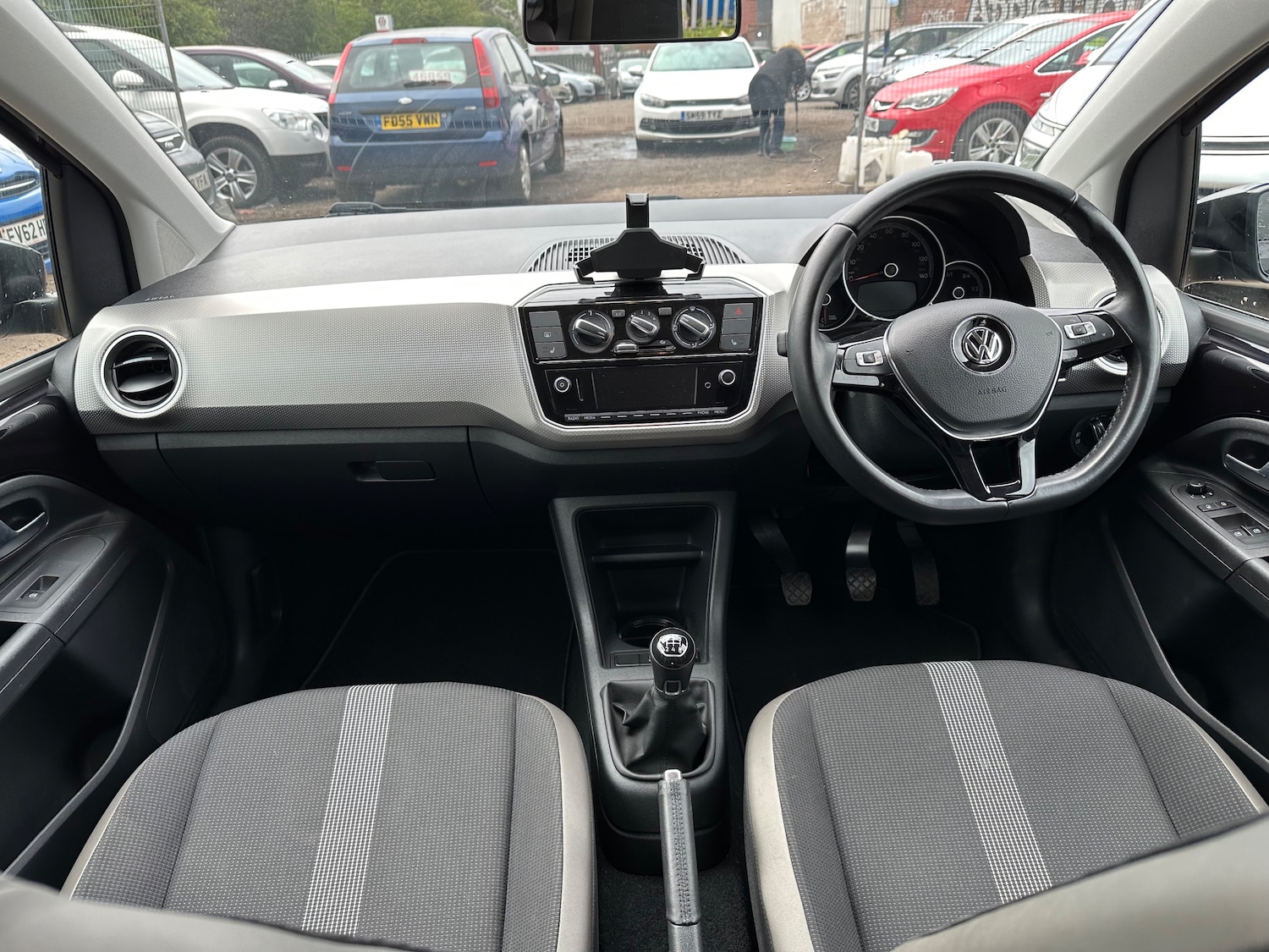 Used Volkswagen up! 2018 for sale - 77204987: Photo 14