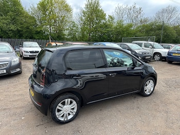 Used Volkswagen up! 2018 for sale - 77204987: Photo