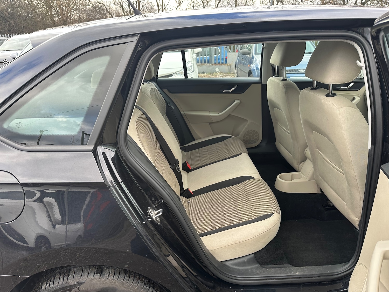 Used Skoda Rapid Spaceback 2014 for sale - 77557314: Photo 12