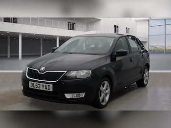 (63) - 1.6 TDI Elegance Hatchback 5dr Diesel Manual Euro 5 (105 ps)