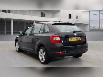 Used Skoda Rapid Spaceback 2014 for sale - 77557314: Photo