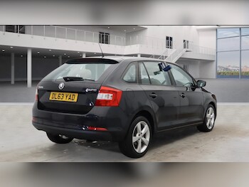 Used Skoda Rapid Spaceback 2014 for sale - 77557314: Photo
