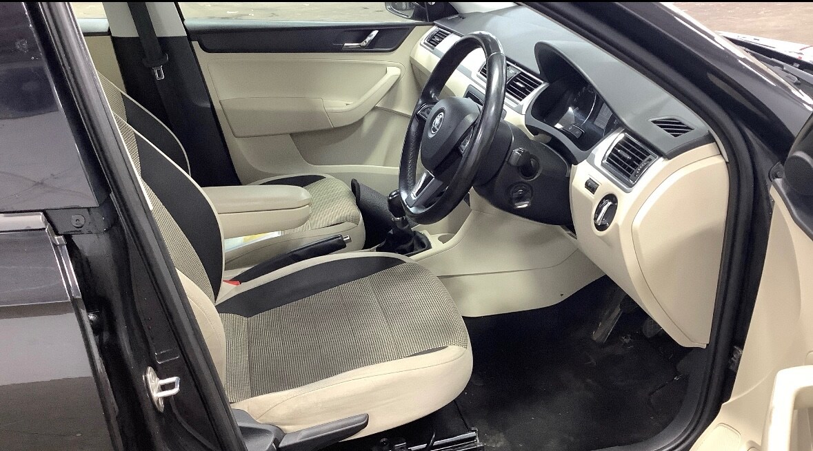 Used Skoda Rapid Spaceback 2014 for sale - 77557314: Photo 8