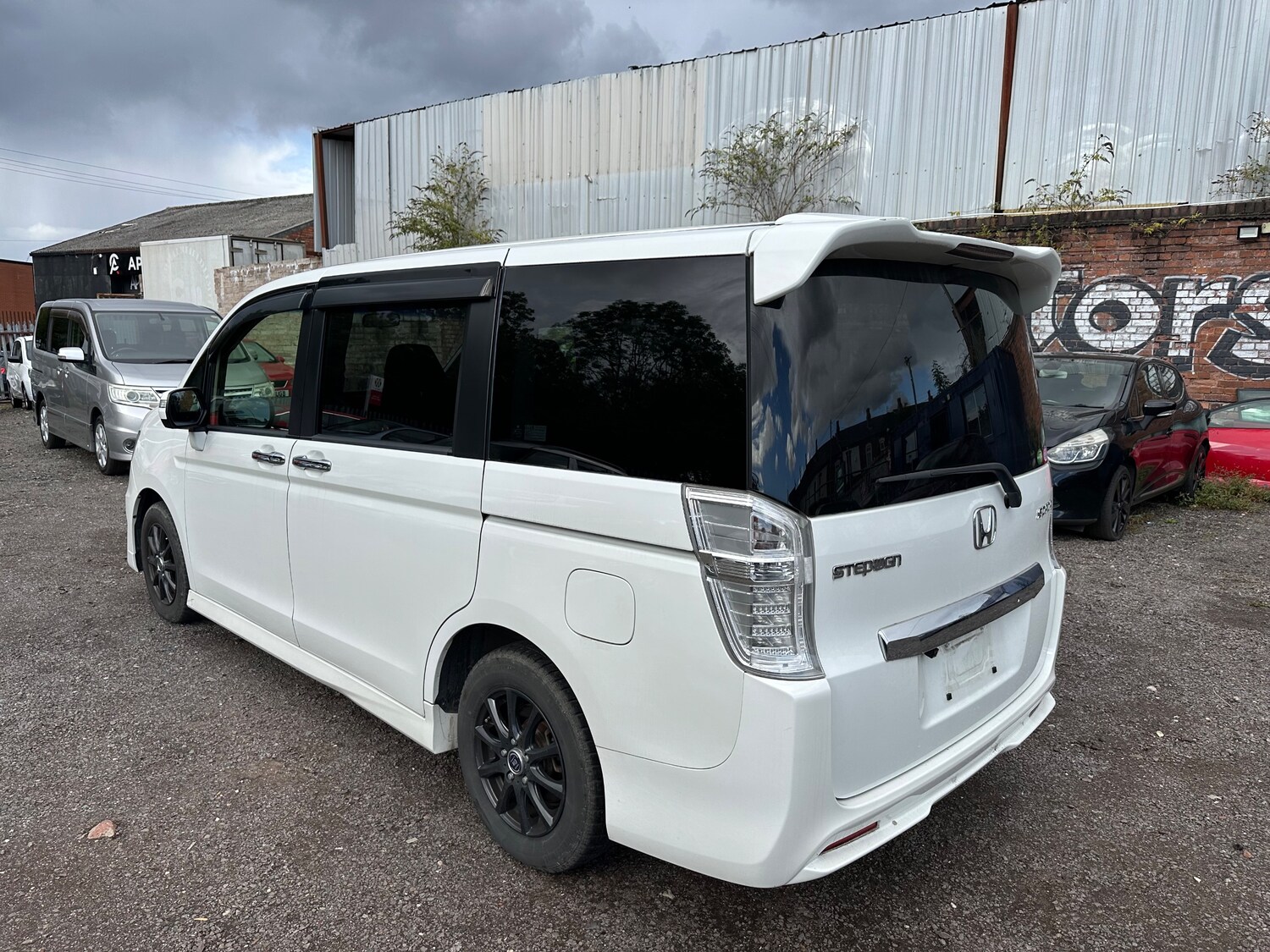 Used Honda Stepwagon 2025 for sale - 77200790: Photo 9