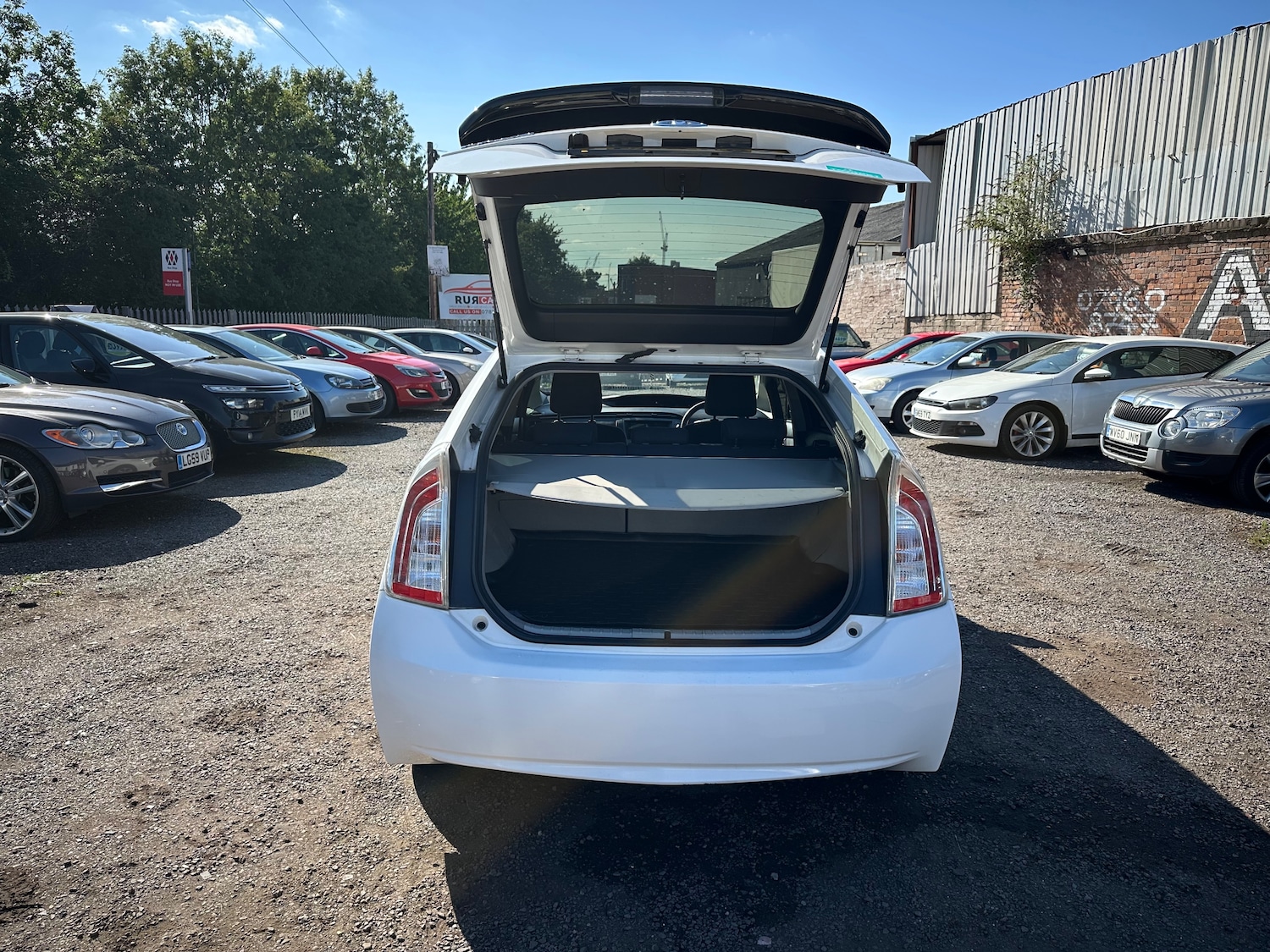 Used Toyota Prius for sale - 76469133: Photo 14