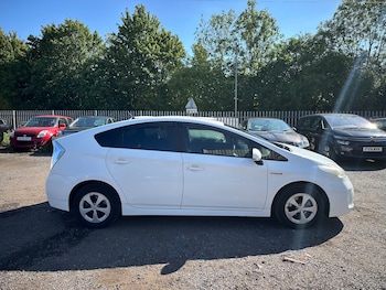 Used Toyota Prius 2023 for sale - 76469133: Photo