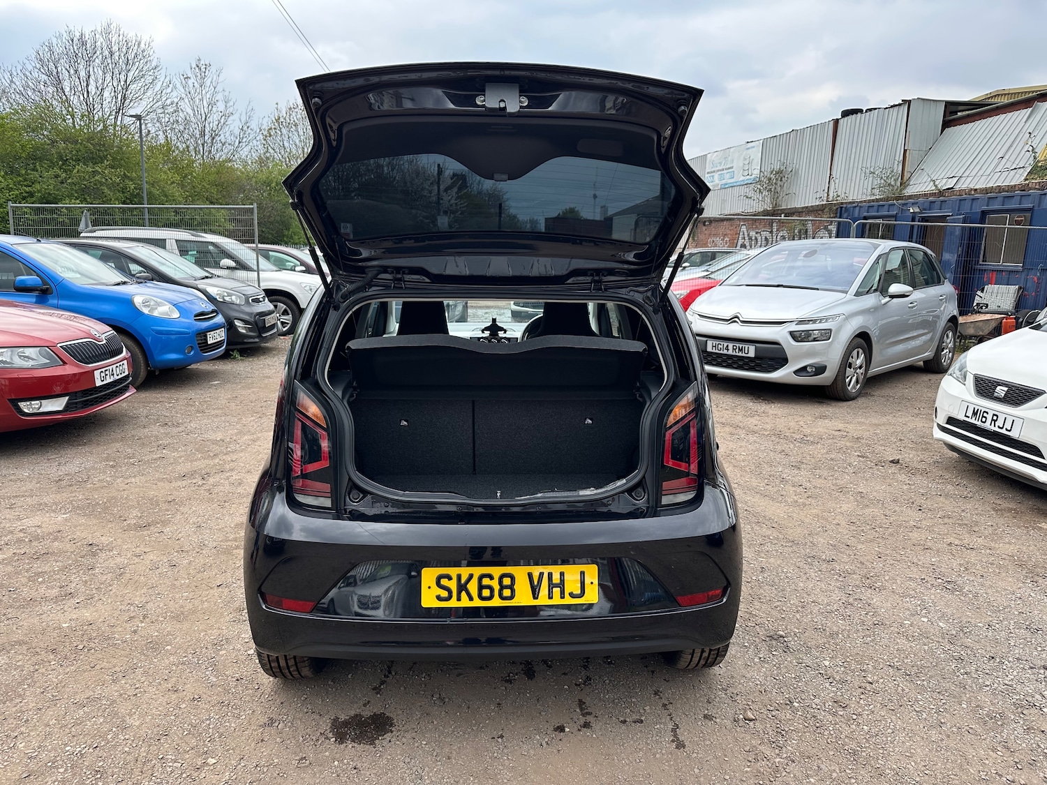 Used Volkswagen up! 2018 for sale - 76469105: Photo 15