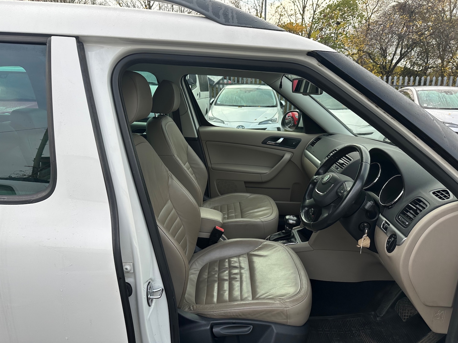 Used Skoda Yeti 2011 for sale - 76490933: Photo 9