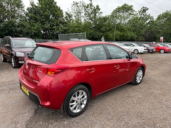 Used Toyota Auris 2014 for sale - 76469097: Photo