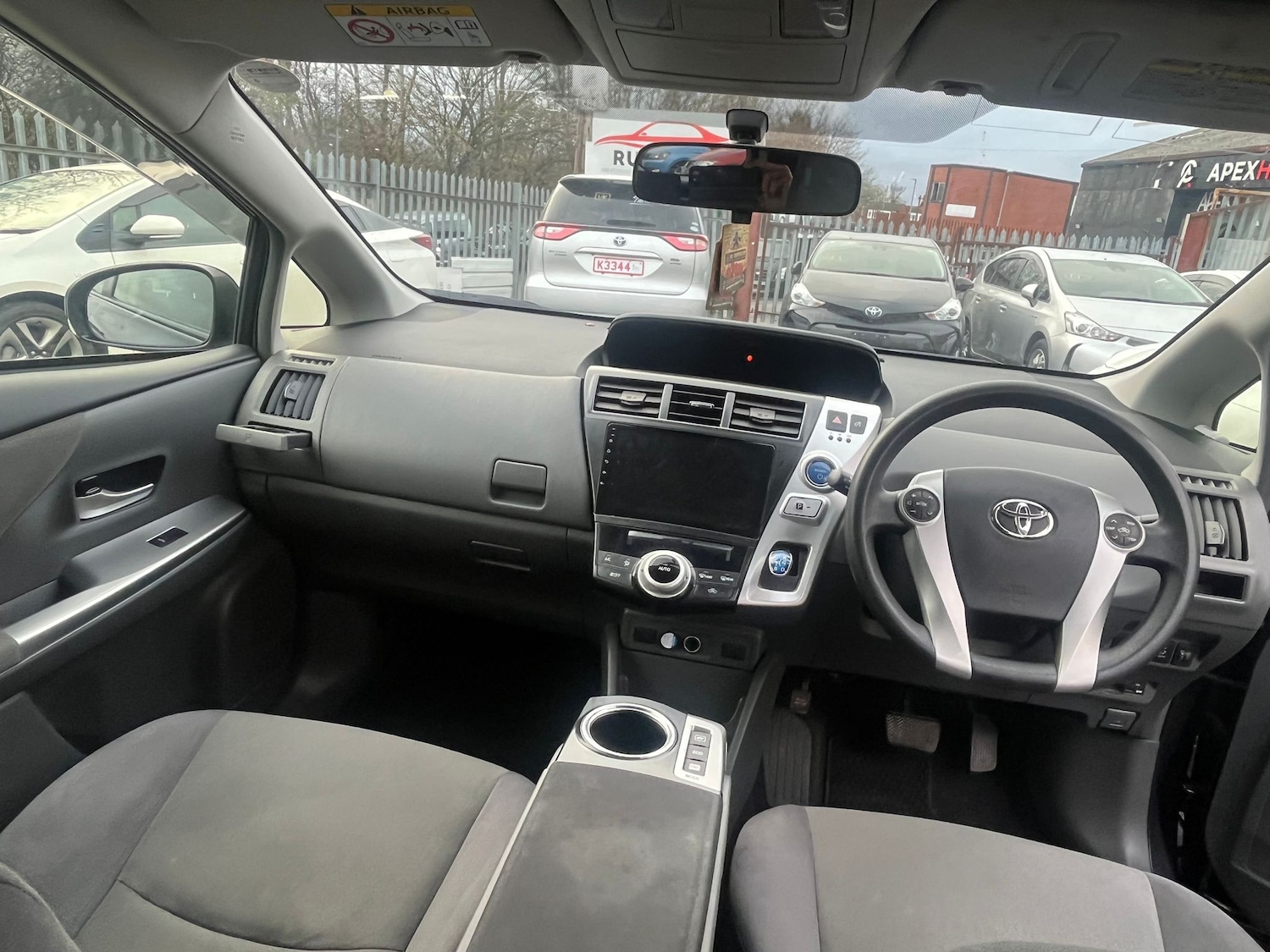 Used Toyota Prius 2025 for sale - 76724109: Photo 11