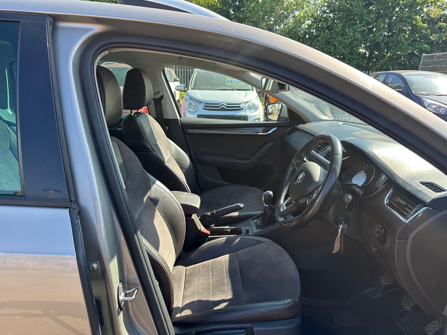 Used Skoda Octavia 2016 for sale - 76469091: Photo 9