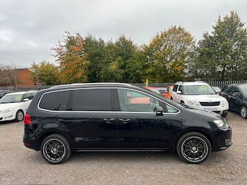 Used Volkswagen Sharan 2021 for sale - 76487321: Photo