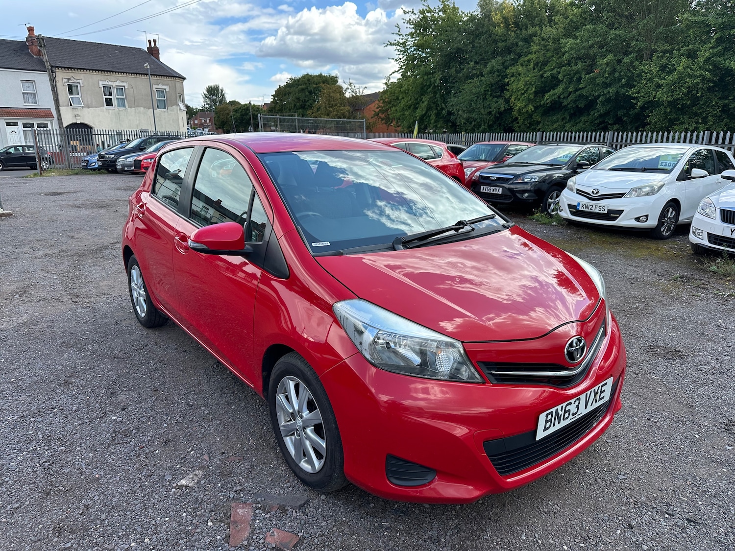 Used Toyota Yaris 2013 for sale - 76469100: Photo 1