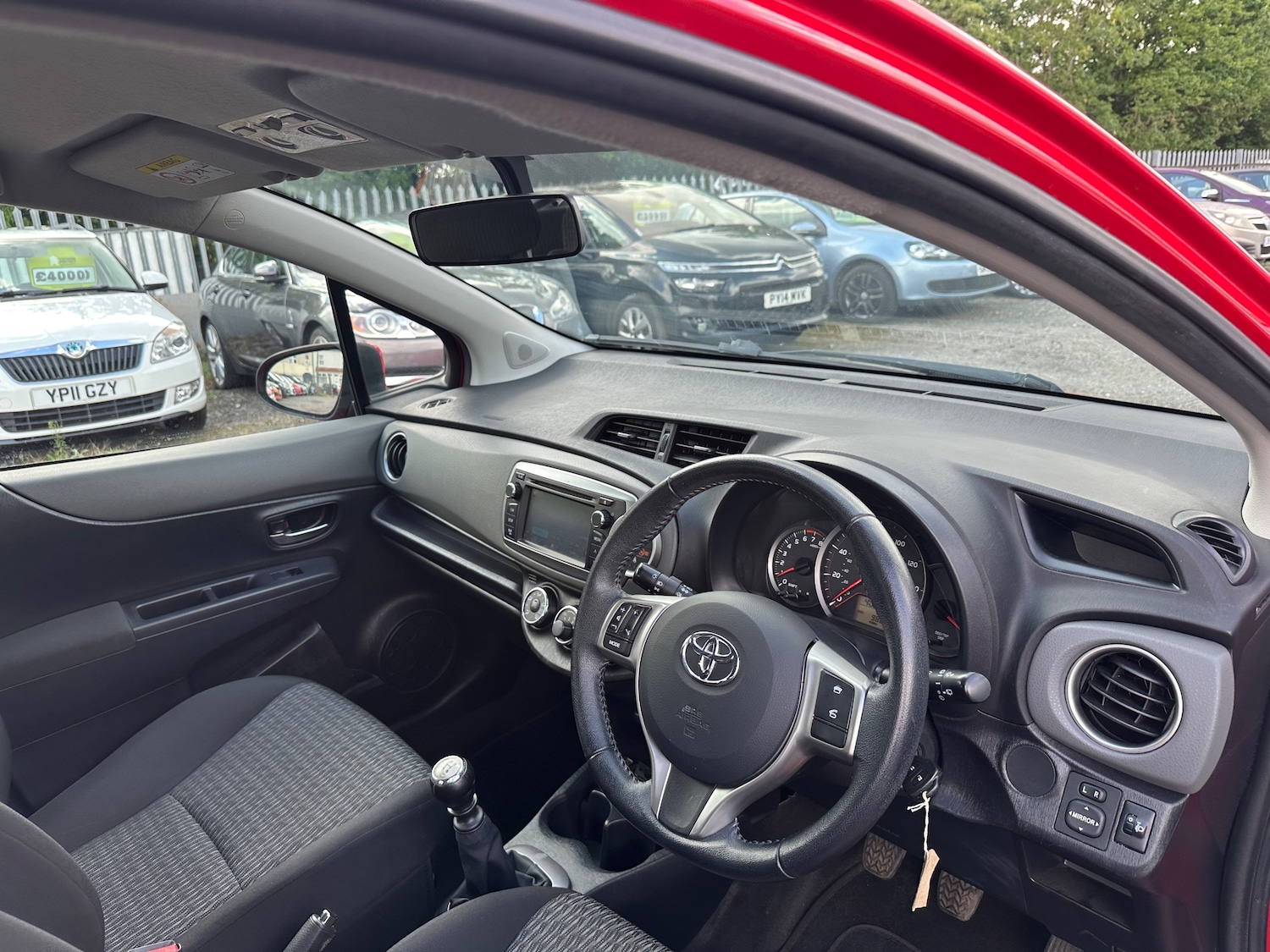 Used Toyota Yaris 2013 for sale - 76469100: Photo 10