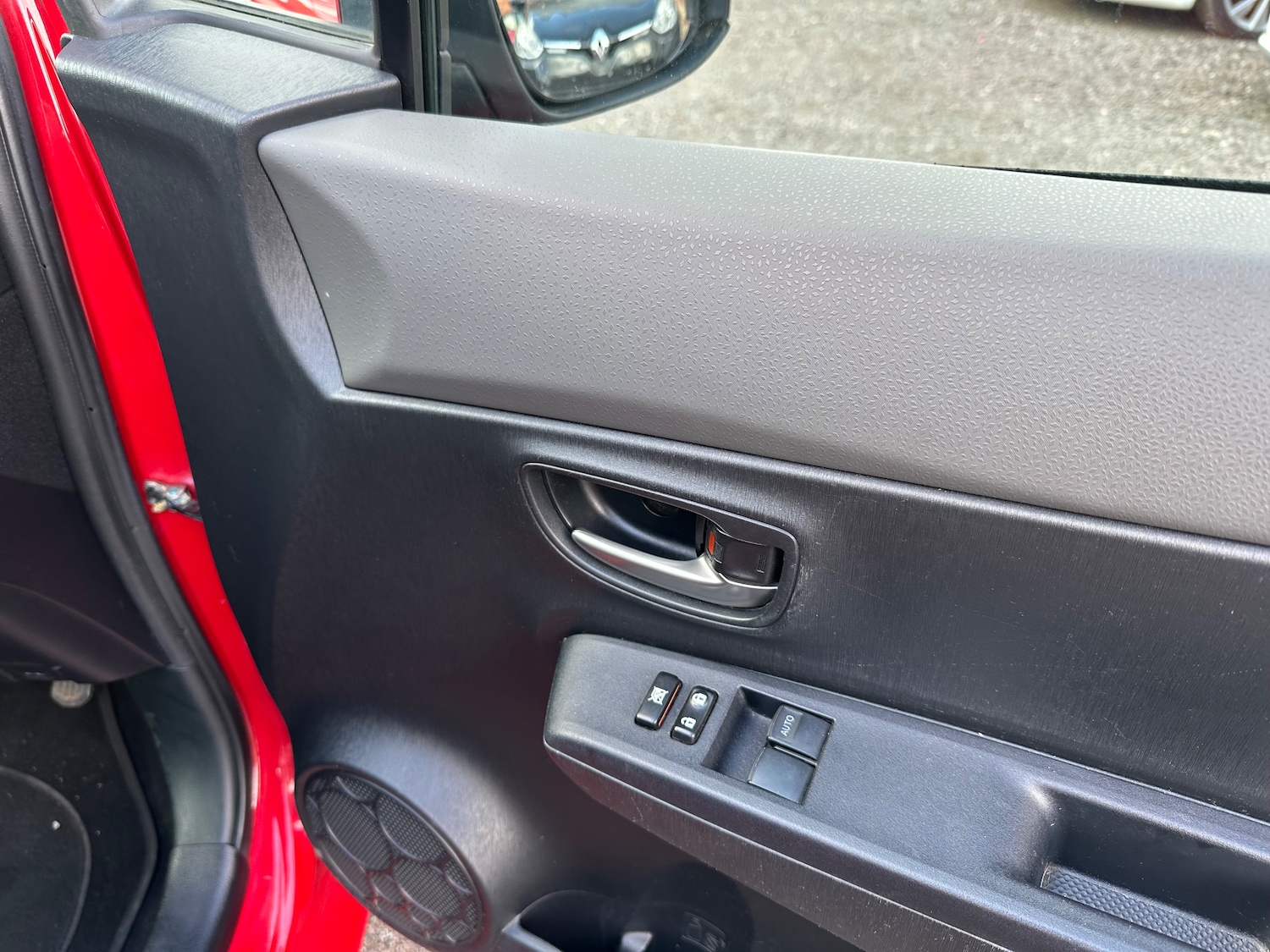 Used Toyota Yaris 2013 for sale - 76469100: Photo 11