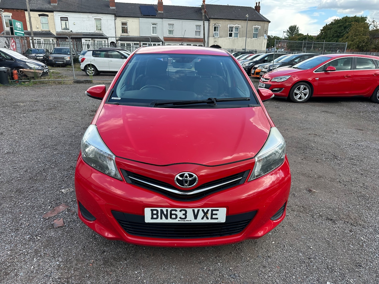 Used Toyota Yaris 2013 for sale - 76469100: Photo 8