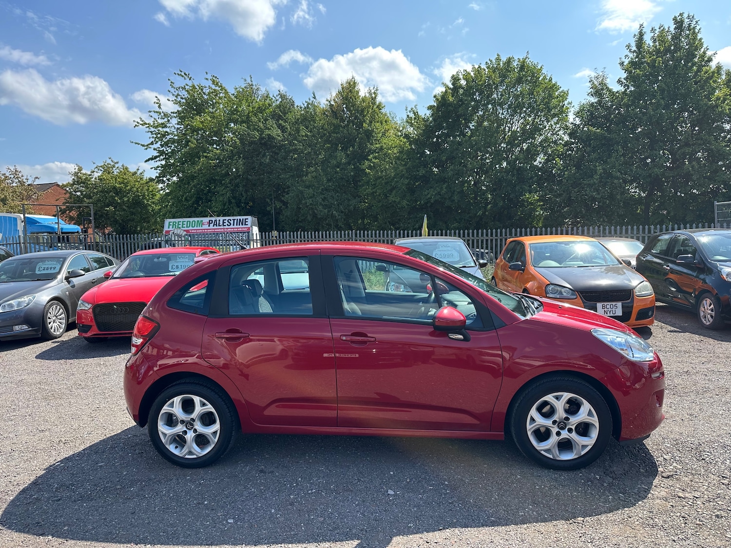 Used Citroen C3 2016 for sale - 76469130: Photo 2