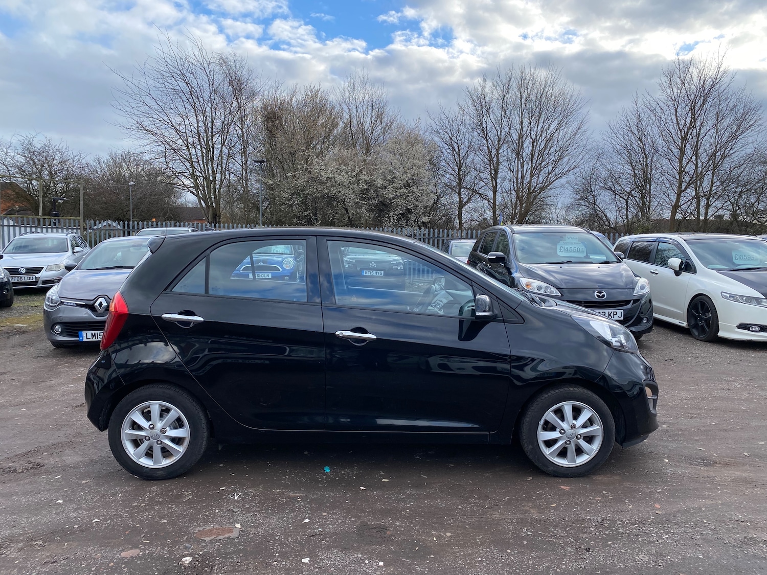 Used Kia Picanto 2013 for sale - 76469114: Photo 2