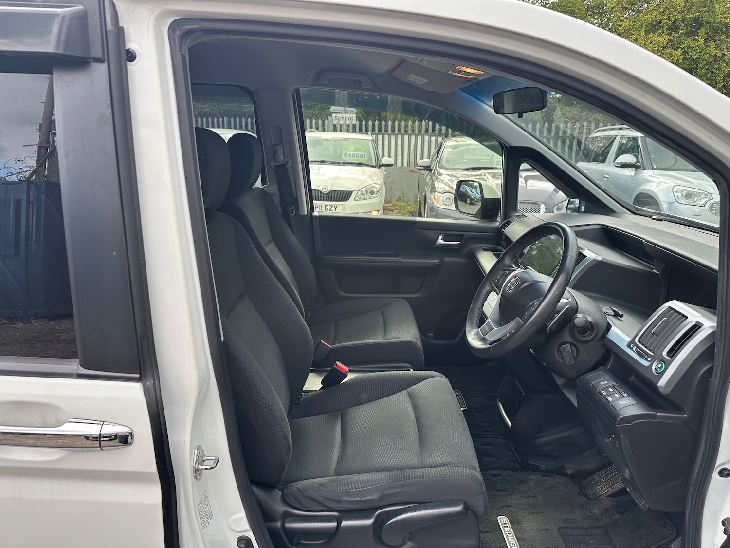 Used Honda Stepwagon 2025 for sale - 76487318: Photo 13