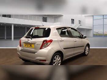 Used Toyota Yaris 2012 for sale - 77533690: Photo
