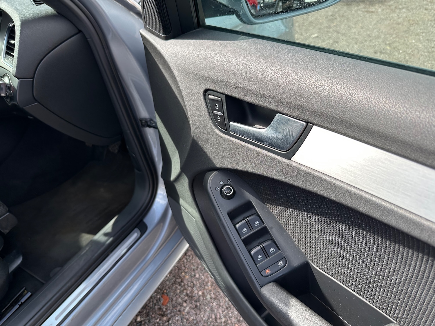 Used Audi A4 2010 for sale - 76469122: Photo 10