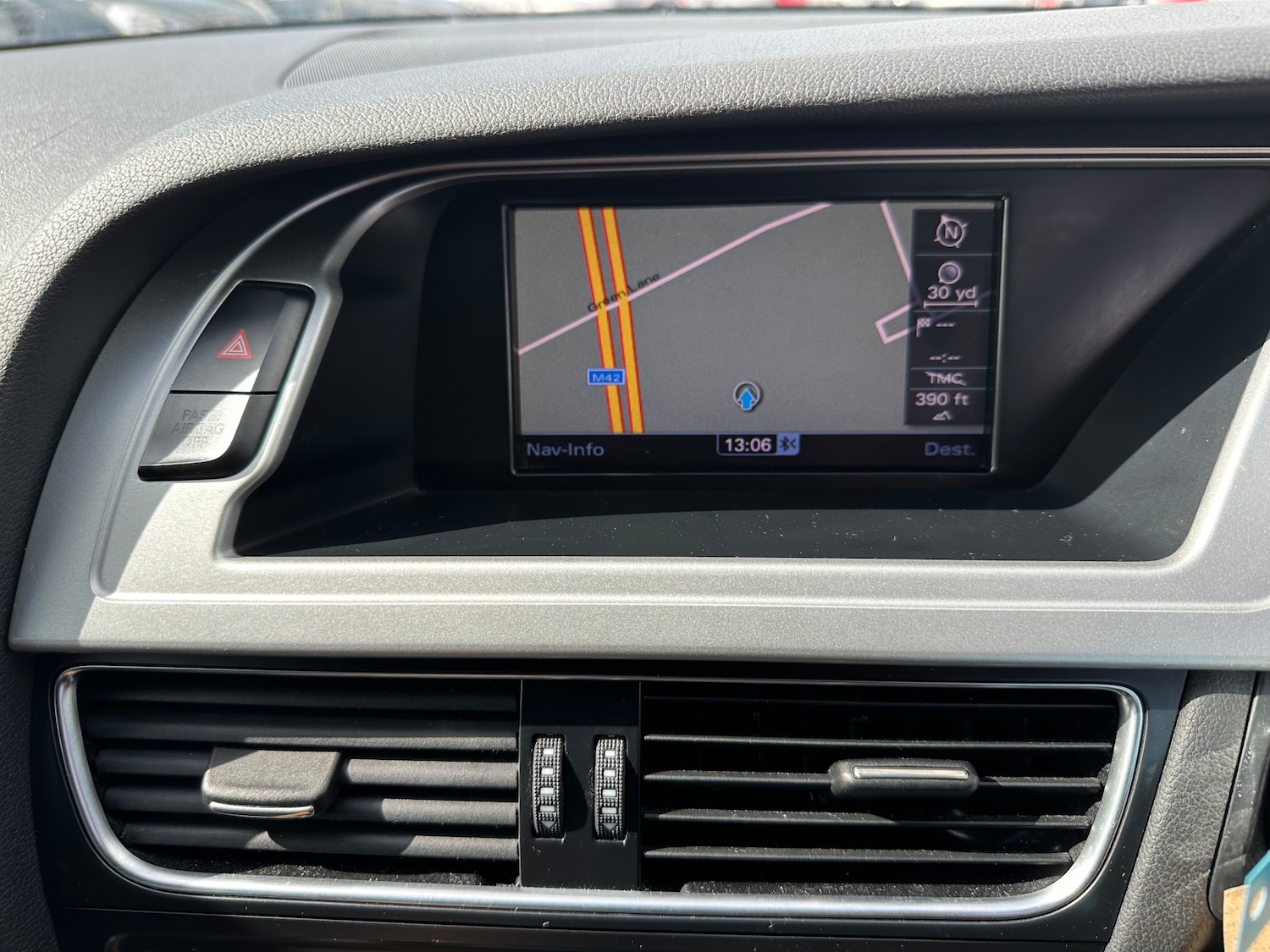 Used Audi A4 2010 for sale - 76469122: Photo 15