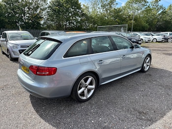 Used Audi A4 2010 for sale - 76469122: Photo