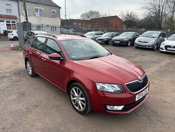 Used Skoda Octavia 2014 for sale - 76469107: Photo