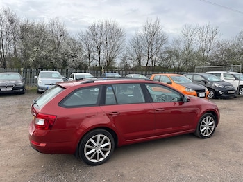 Used Skoda Octavia 2014 for sale - 76469107: Photo