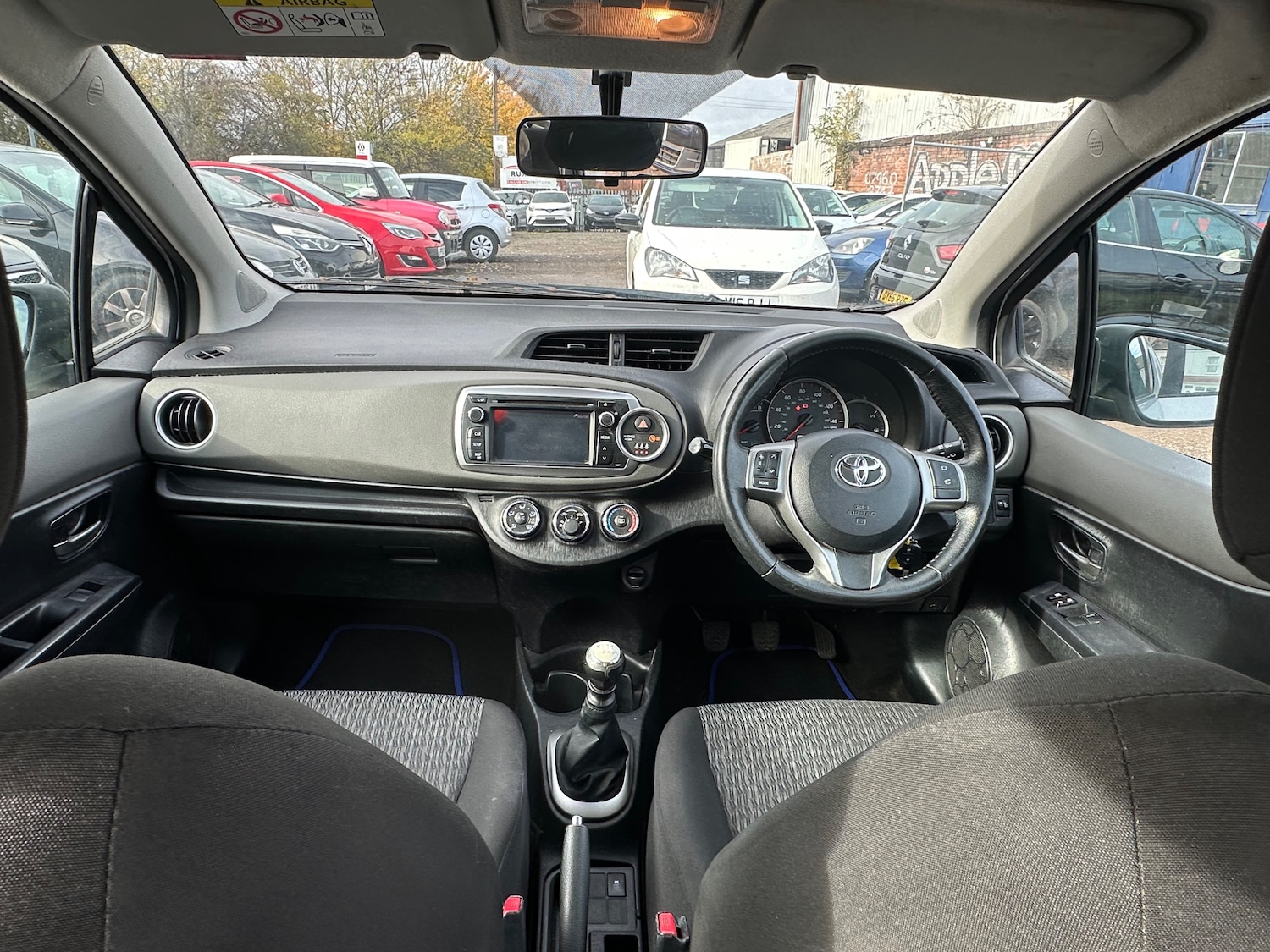 Used Toyota Yaris 2013 for sale - 76469123: Photo 13