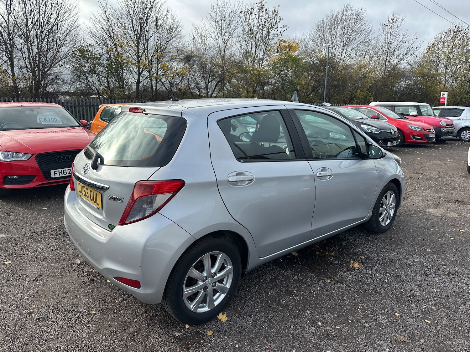 Used Toyota Yaris 2013 for sale - 76469123: Photo 3