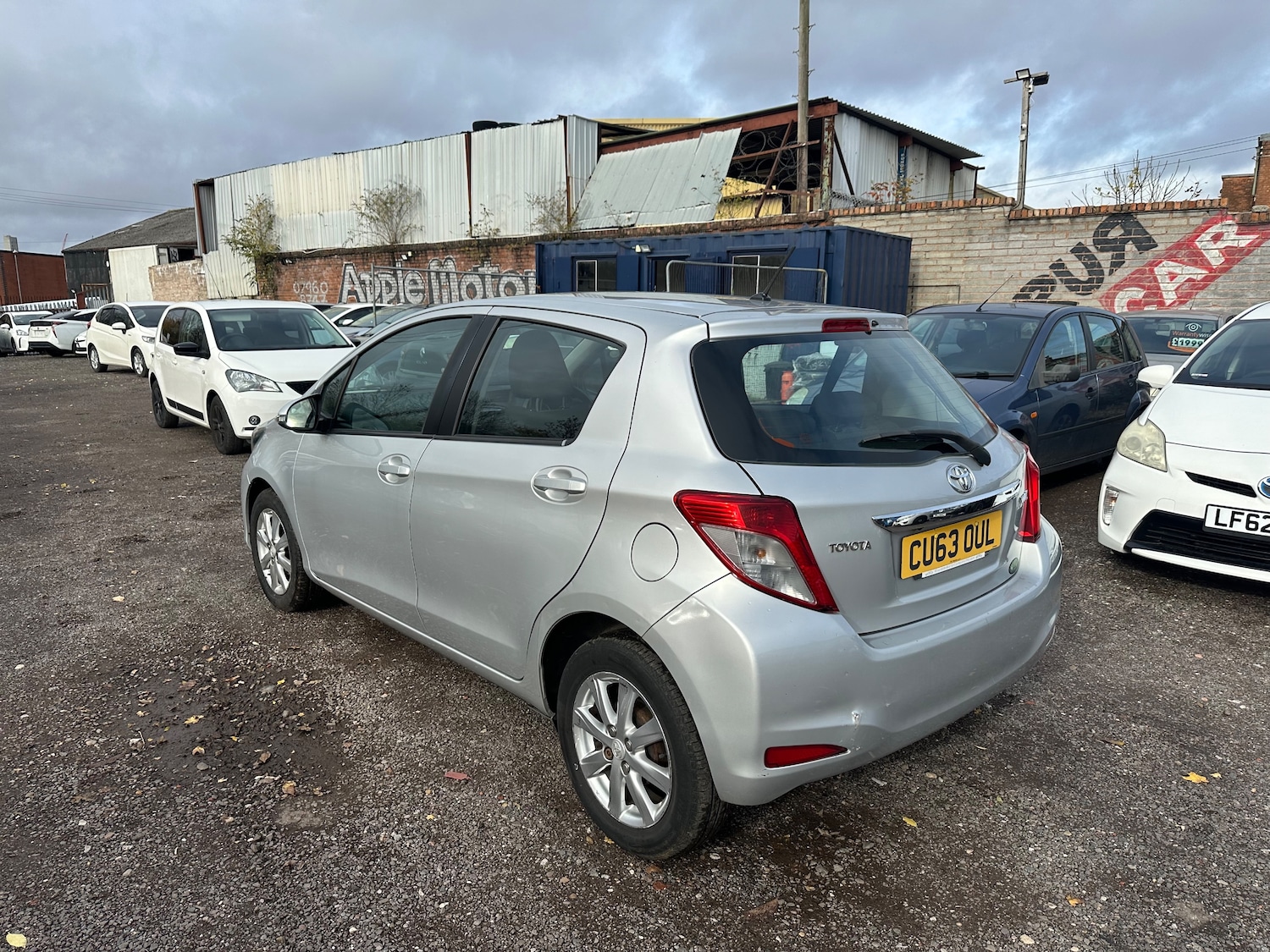 Used Toyota Yaris 2013 for sale - 76469123: Photo 5