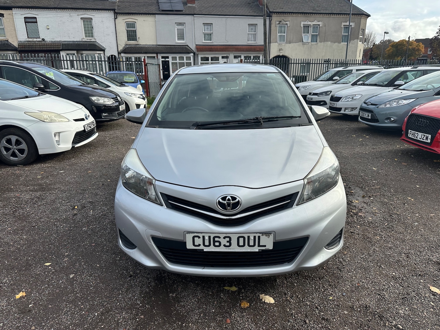 Used Toyota Yaris 2013 for sale - 76469123: Photo 8