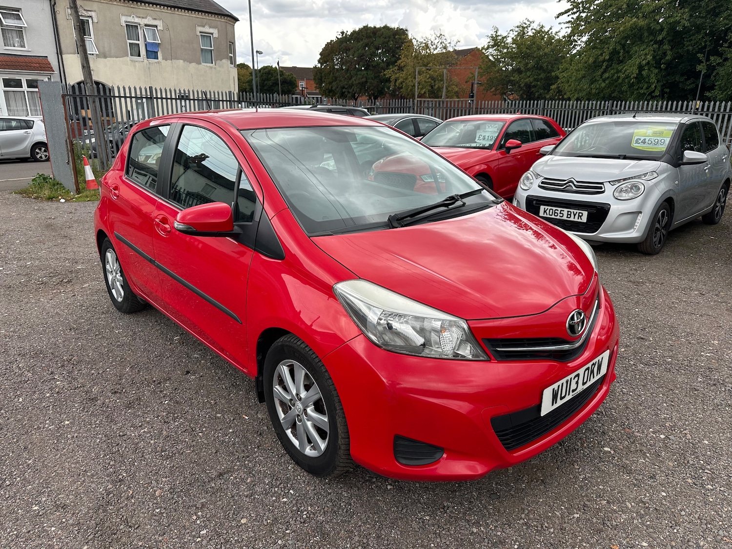 Used Toyota Yaris 2013 for sale - 76469138: Photo 1