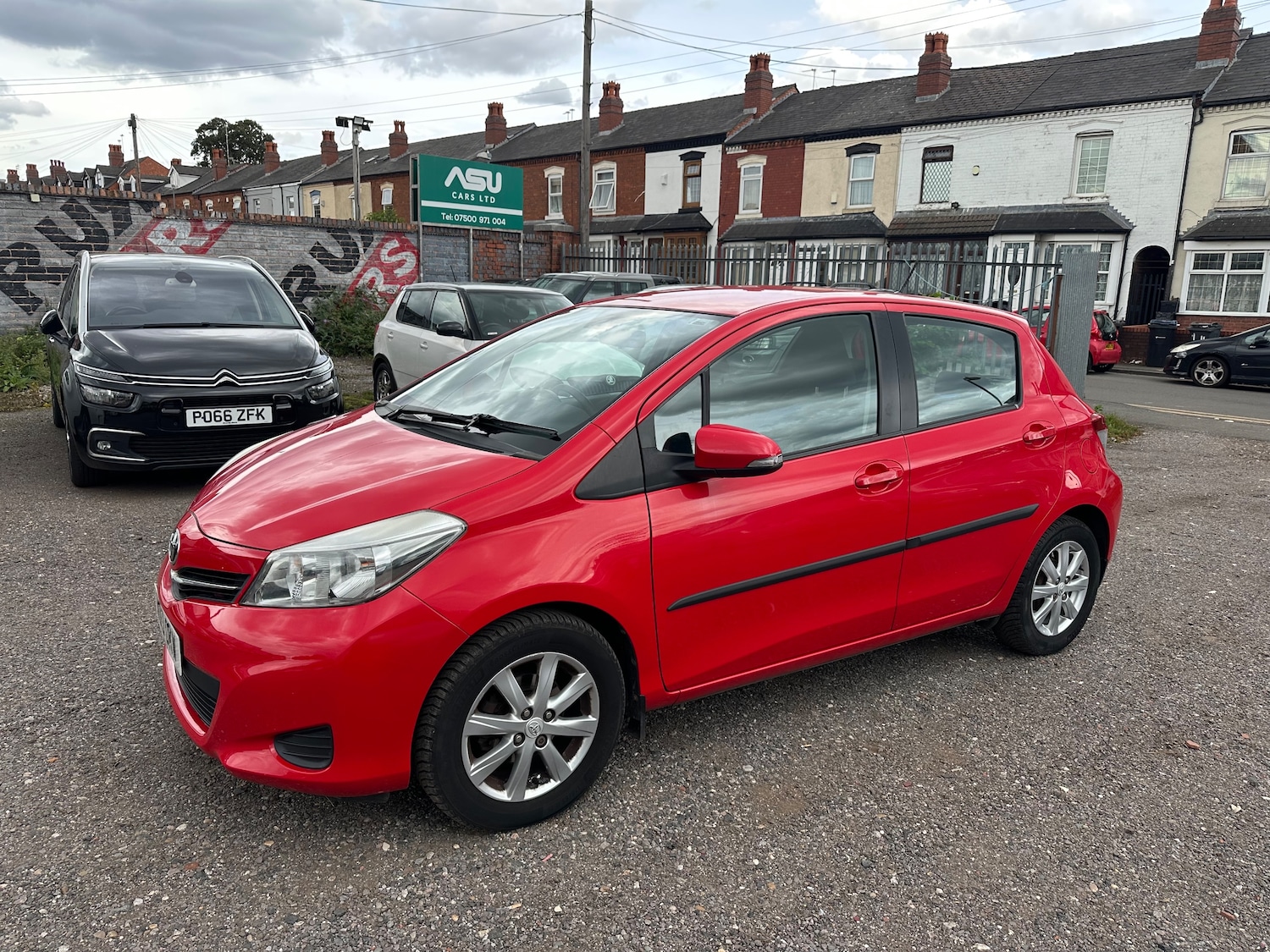 Used Toyota Yaris 2013 for sale - 76469138: Photo 7