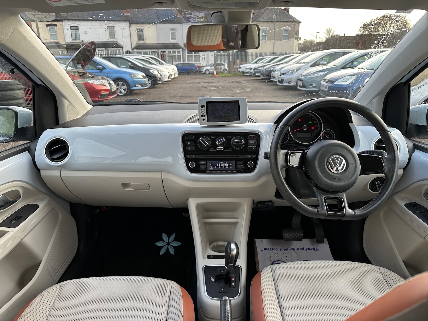 Used Volkswagen up! 2025 for sale - 77037503: Photo 11