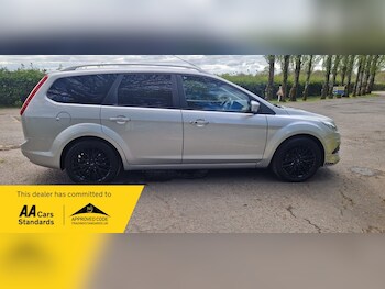 Used Ford Focus 2010 for sale - 78602580: Photo
