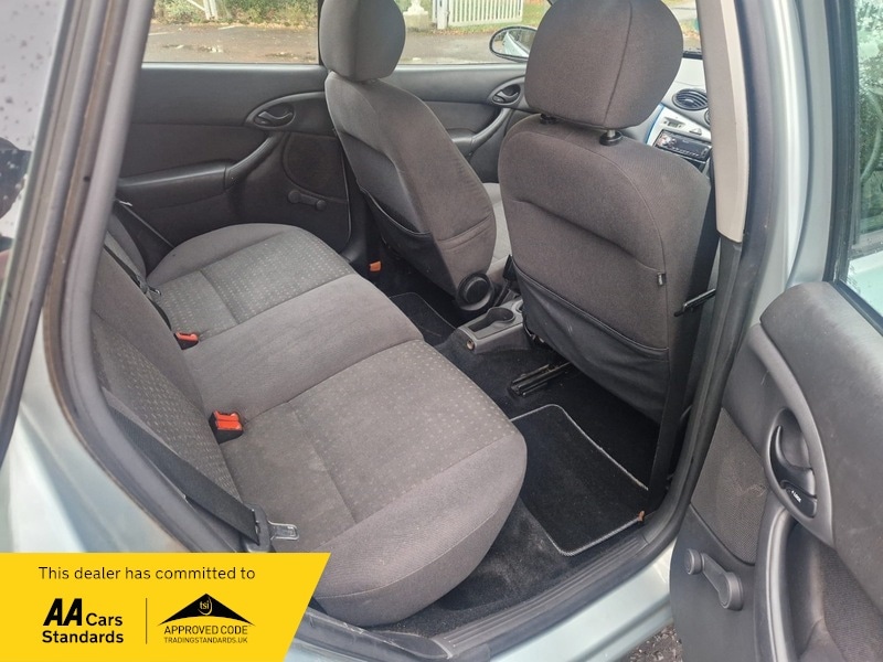 Used Ford Focus 2004 for sale - 76470755: Photo 13