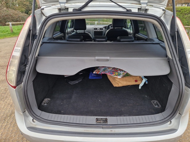 Used Ford Focus 2010 for sale - 77968090: Photo 10