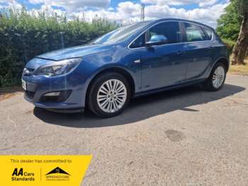 Used Vauxhall Astra 2015 for sale - 75135920: Photo