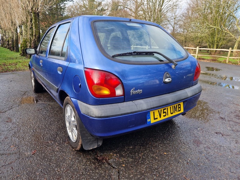 Used Ford Fiesta 2001 for sale - 77228019: Photo 6