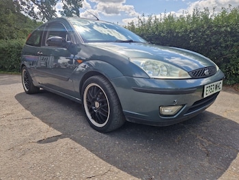 Used Ford Focus 2004 for sale - 75503618: Photo