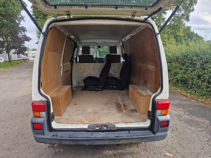Used Volkswagen Transporter 2003 for sale - 77653039: Photo 10